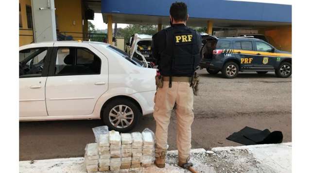 Trio &eacute; preso com coca&iacute;na avaliada em R$ 1,7 milh&atilde;o na BR-262