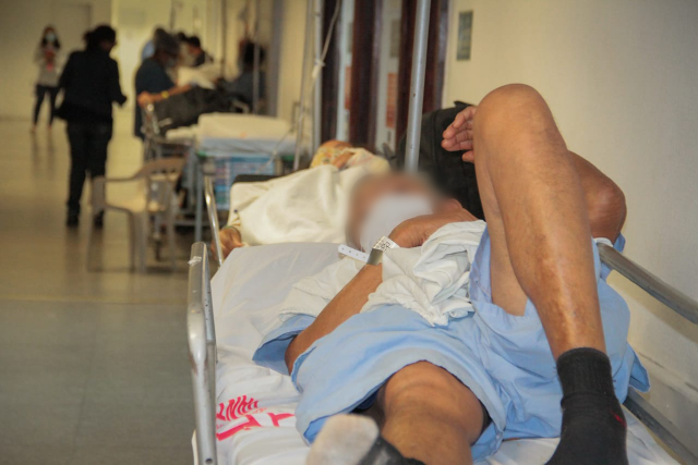 Santa Casa convoca imprensa para mostrar pacientes de volta aos corredores