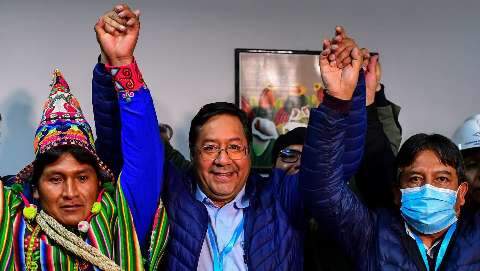 Contagem oficial de votos confirma vitória de Arce para presidência da Bolívia