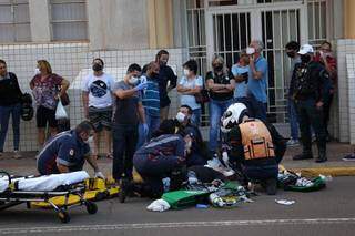 Atropelamento no cruzamento da Dom Aquino com a Calógeras. (Foto:Paulo Francis)