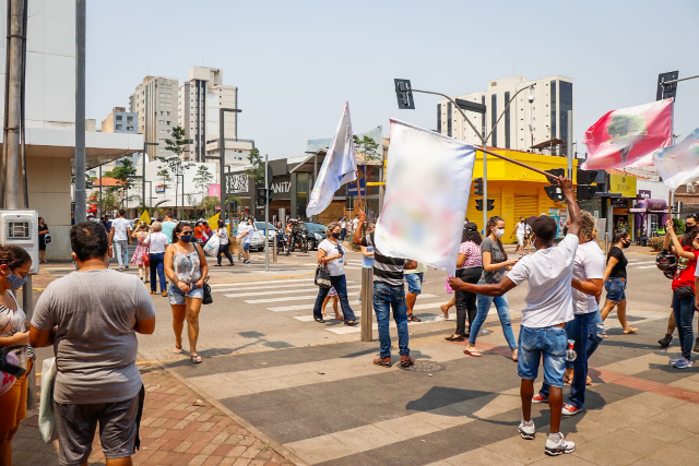 Pessimistas, eleitores dizem n&atilde;o acreditar em promessas nem durante sonho