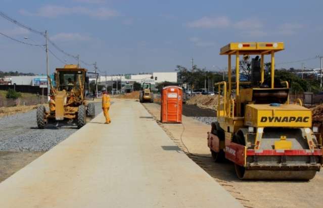 Prefeitura firma contrato de empr&eacute;stimo de R$ 30 milh&otilde;es com a Caixa para frota