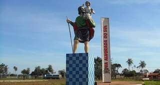 Monumento na cidade de Nova Alvorada do Sul. (Foto: Reprodução/Prefeitura Municipal de Nova Alvorada do Sul)