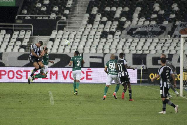 Botafogo joga mal e perde do Cuiab&aacute; no Engenh&atilde;o pela Copa do Brasil