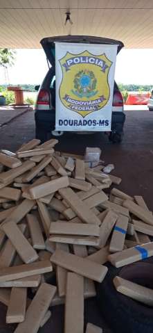 Em fuga, traficante &eacute; capturado em mata e preso com 383 quilos de droga