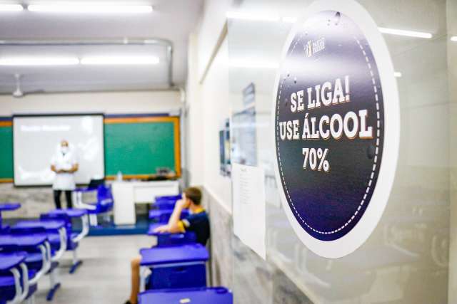 Seu filho est&aacute; no Ensino Fundamental e vai voltar para a escola no dia 4?