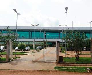 Campus do instituto em Coxim, uma das unidades onde há vagas. (Foto: Foto: Maikon Leal/Coxim Agora)