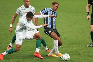 Sem empolgar, Gr&ecirc;mio derrota Juventude e abre vantagem na Copa do Brasil