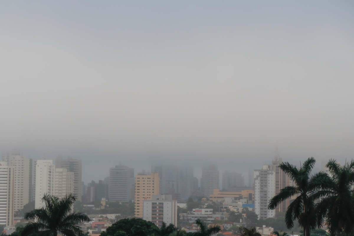 Tempo amanhece fechado e previsão é de mais chuva com temperatura amena em  MS - Jornal A Semana PP