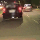Motorista e passageiros são flagrados jogando santinhos na Guaicurus