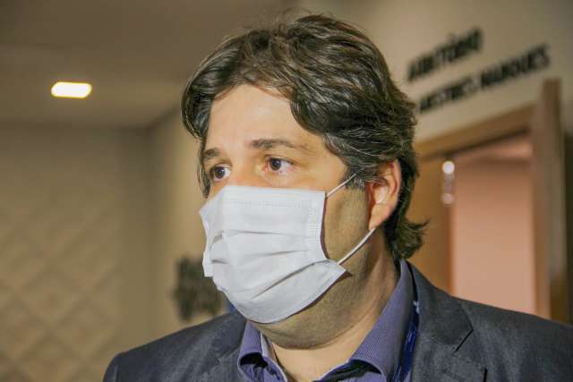 Elei&ccedil;&atilde;o atrapalha preven&ccedil;&atilde;o, combate e redu&ccedil;&atilde;o de casos de covid, diz secret&aacute;rio