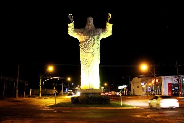 PM flagra bebedeira em Halloween e garotada para no Conselho Tutelar