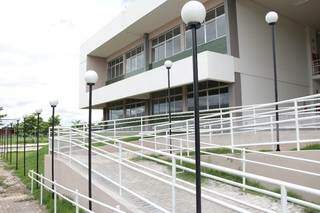 Campus da instituição em Corumbá, um das unidades onde estão oferecidas vagas. (Foto: IFMS) 