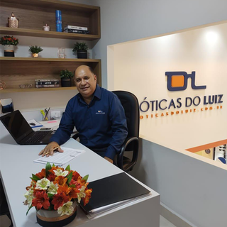 Após um ano de estudos, os empresários Luiz Marcelo e Diogo Coelho abrem a Óticas do Luiz (Foto: Reprodução)