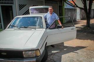 Genival é dono deste modelo Belina da Ford (Foto: Marcos Maluf)