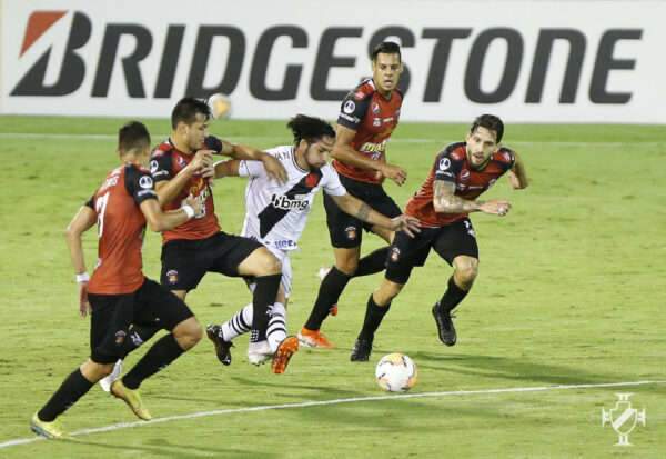 Vasco segura empate com Caracas na Venezuela e avan&ccedil;a na Sul-Americana