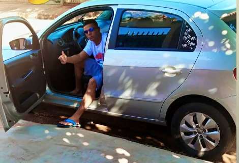Jovem &eacute; morto com facada em tentativa de roubo