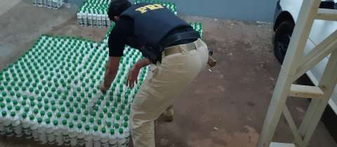 Campo-grandense é preso com cocaína diluída em frascos de produto de limpeza
