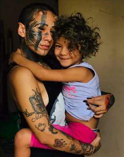 Morcega veio de Manaus até MS, e aqui teve sua menininha (Foto: Arquivo Pessol)