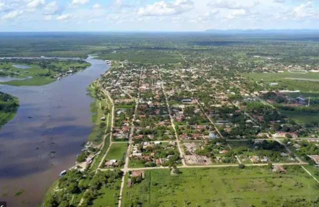 &quot;Flexibilizei e a covid disparou&quot;, diz prefeito de cidade com bandeira cinza