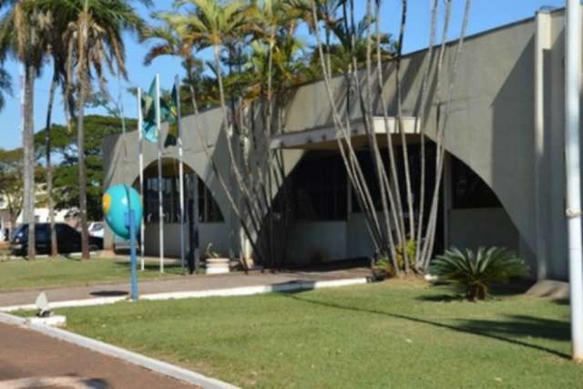 Aprovada em concurso ser&aacute; indenizada por ser rejeitada em cargo