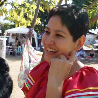 Família pede ajuda para Ingra vencer o câncer e voltar à Praça Bolívia