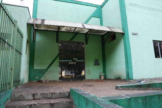 Abandonado h&aacute; 7 anos, PM vai assumir antigo pr&eacute;dio do Incra na Afonso Pena