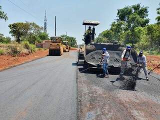 Prefeitura inicia pavimenta&ccedil;&atilde;o em trecho final do terceiro acesso &agrave; UCDB