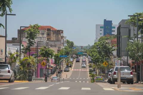 Sensação térmica em Água Clara chega a 49ºC e em Campo Grande, 47ºC