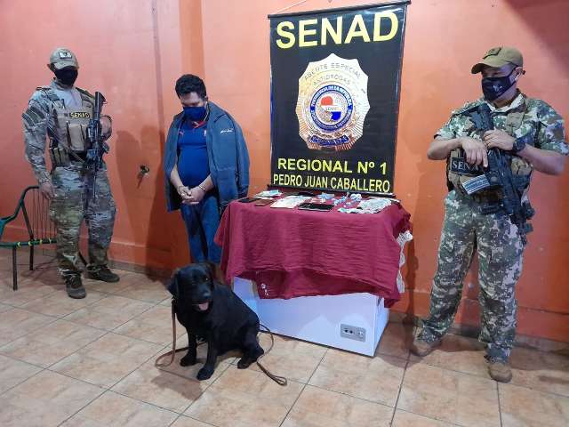 Pai e filho s&atilde;o presos em lanchonete de fachada usada para o tr&aacute;fico de drogas 
