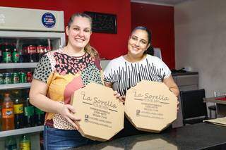 Há 3 anos, as irmãs Aline e Amanda Prado deixaram carreira na telefonia para embarcar no universo gastronômico. (Foto: Kísie Ainoã)