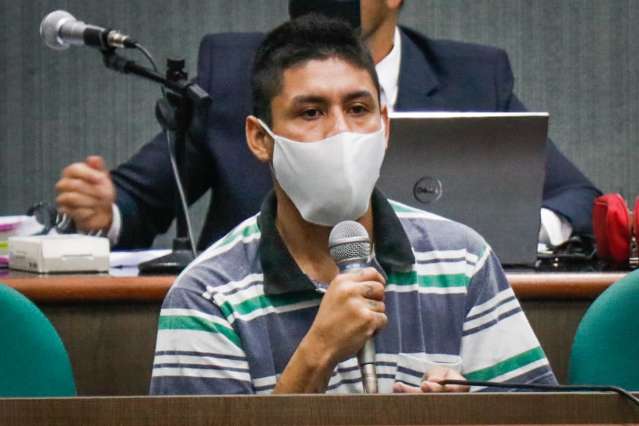 &quot;Acabei com a minha fam&iacute;lia e a do morto&quot;, diz acusado de tribunal do crime