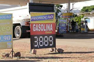 Posto de gasolina em Mato Grosso do Sul no início do ano (Foto: Kisie Ainoã/Arquivo)