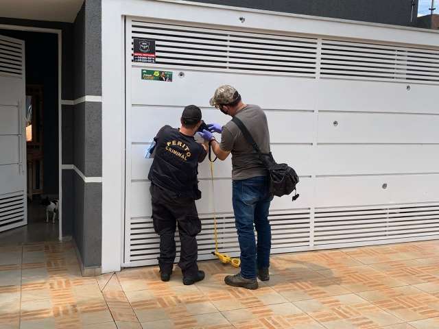 Candidata que teve casa metralhada &eacute; ouvida e diz n&atilde;o saber de amea&ccedil;as