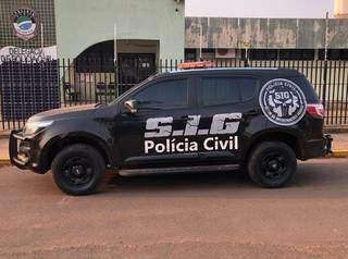“Cansado de correr da polícia”, fugitivo avisa delegacia e é preso “Cansado de correr da polícia”, fugitivo avisa delegacia e é preso