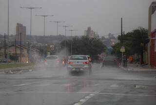 Em 11 dias, Campo Grande acumula 55,2 mil&iacute;metros de chuva