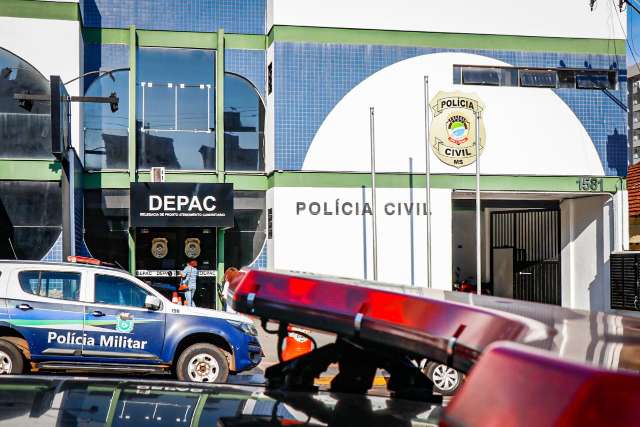  Coletores de lixo acusam guardas municipais de agress&atilde;o