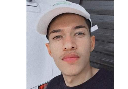 Jovem que foi resgatado inconsciente de ve&iacute;culo ap&oacute;s capotagem morre
