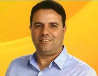 André foi reeleito com 84% dos votos em Caarapó. (Foto: Facebook)