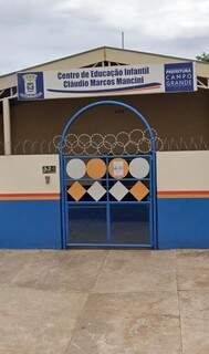 Eleitor relata que votaram em lugar de idosa em creche no Jardim Leblon