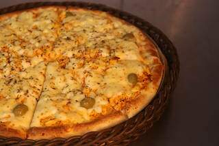 Pizza de frango cremoso é uma novidade e também vai entrar na promoção (Foto: Divulgação)