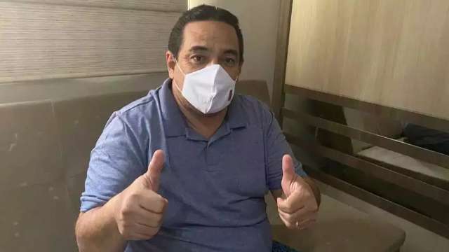 Prefeitura vai demitir irm&atilde;o e concunhado de prefeito