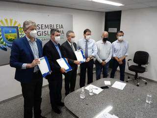 Presidente da Fiems, Sérgio Longen, entregou propostas voltadas ao setor (Foto: Leonardo Rocha)