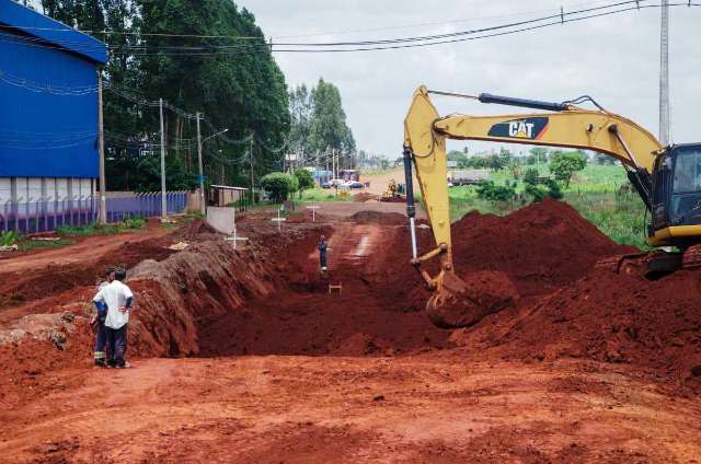 Obras de drenagem avançam em três frentes na Nova Campo Grande