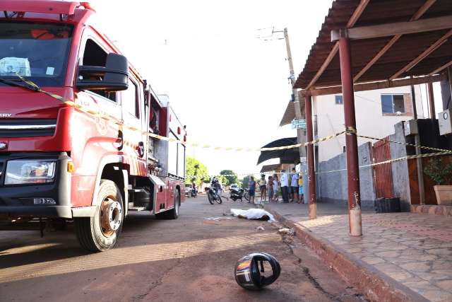 Pol&iacute;cia tenta, mas irm&atilde;o de caminhoneiro assassinado n&atilde;o consegue depor