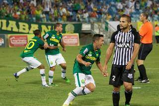 Em 2018, o Cuiabá bateu em casa o Operário por 3 a 0 na Copa Verde, após derrota no Morenão por 1 a 0 (Foto: Ascom/Cuiabá E.C.)