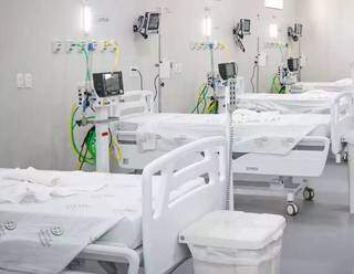 Leito do Hospital Evangélico, em Campo Grande. (Foto: Marcos Maluf)