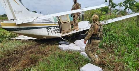 PF do Pará apreende aeronave de traficante de MS com 452 kg de maconha