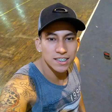  Jovem morre com facada no peito ao defender mulher em festa