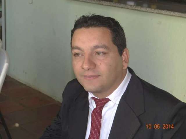 Assessor jur&iacute;dico de prefeitura na fronteira &eacute; executado a tiros 